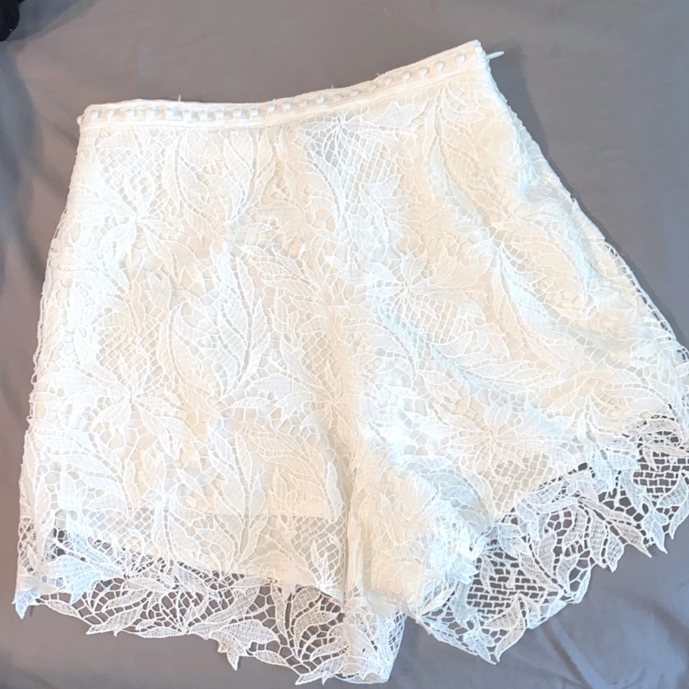 Stylestalker lace shorts XS